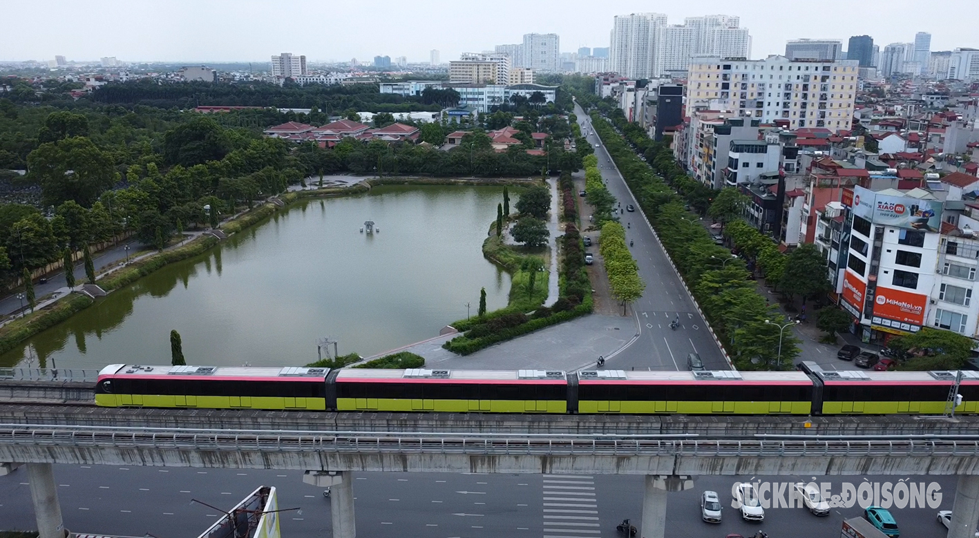 Tàu bon bon chạy thử, người dân vẫn mòn mỏi chờ ngày chạy chính thức tuyến metro Nhổn - ga Hà Nội- Ảnh 8.