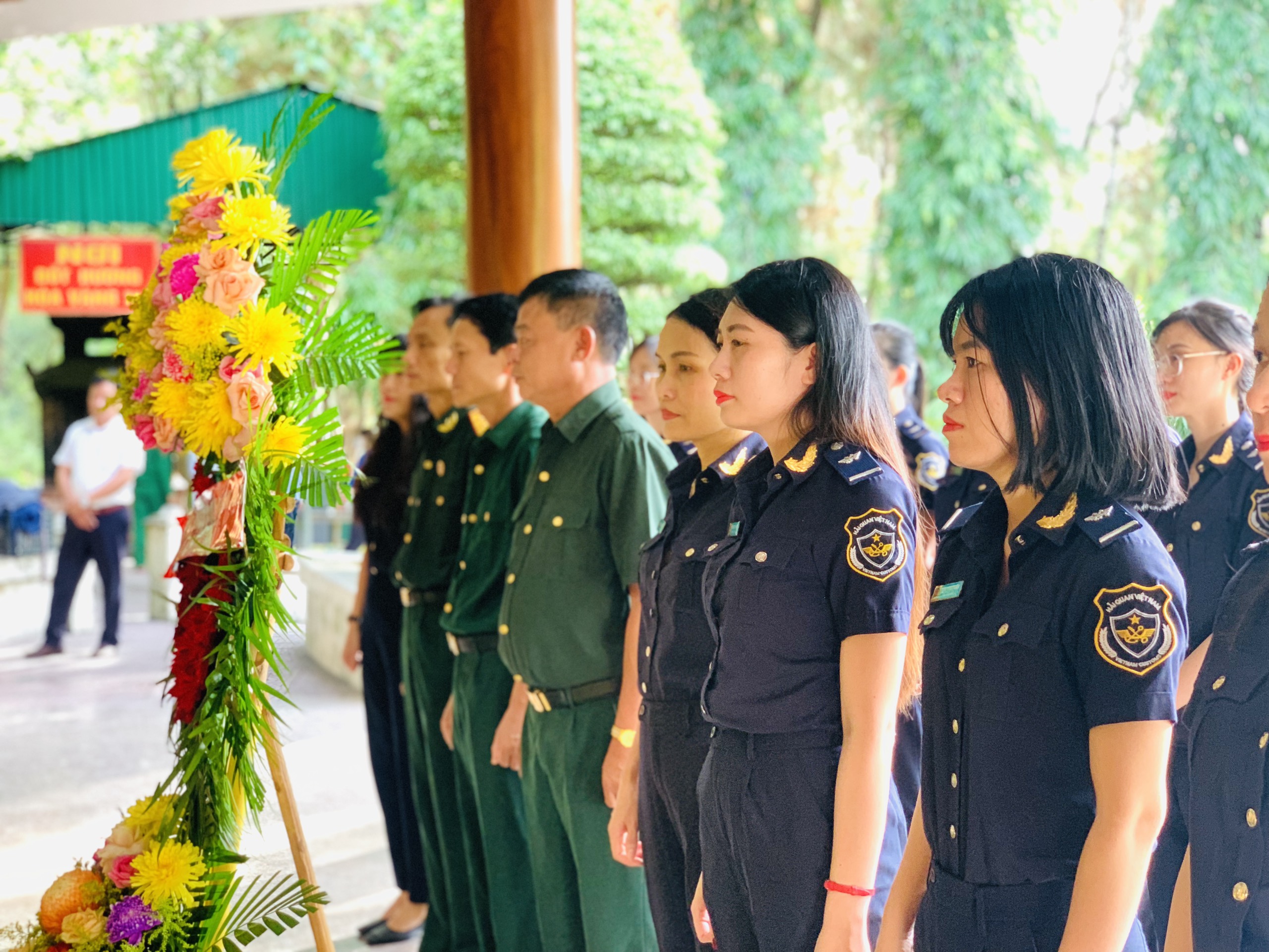 Hàng vạn trái tim hướng về '10 đóa hoa bất tử Đồng Lộc'- Ảnh 14.