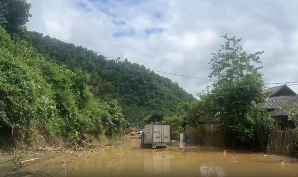 Lũ quét ở Điện Biên xảy ra trong đêm khiến 4 người thương vong, 3 người mất tích- Ảnh 2.