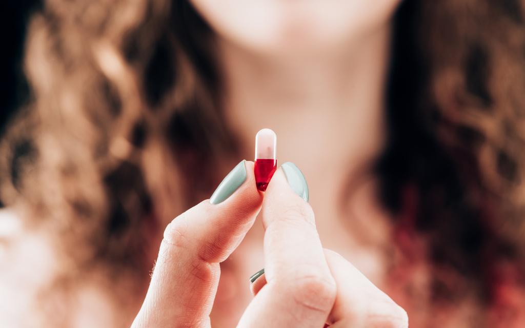 3 công dụng của vitamin A trong mỹ phẩm chăm sóc da- Ảnh 3. Vitamin A có tác dụng gì với tóc?