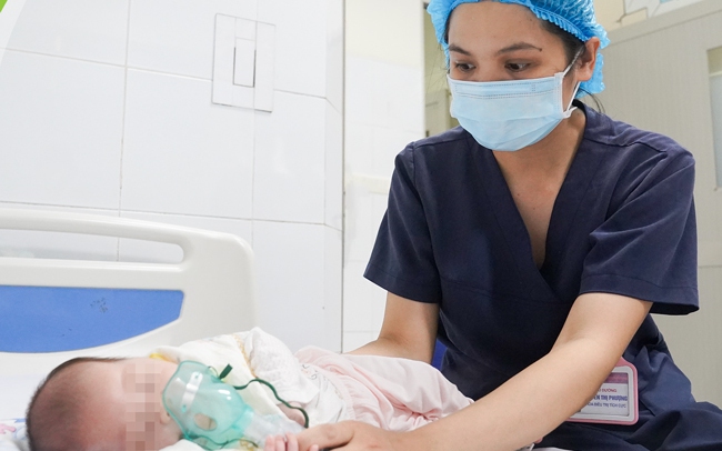 Những điều cha mẹ cần biết để phòng bệnh ho gà cho trẻ