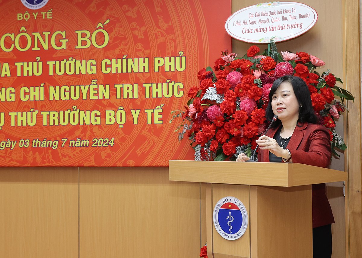 Công bố Quyết định của Thủ tướng bổ nhiệm Thứ trưởng Bộ Y tế Nguyễn Tri Thức- Ảnh 3.