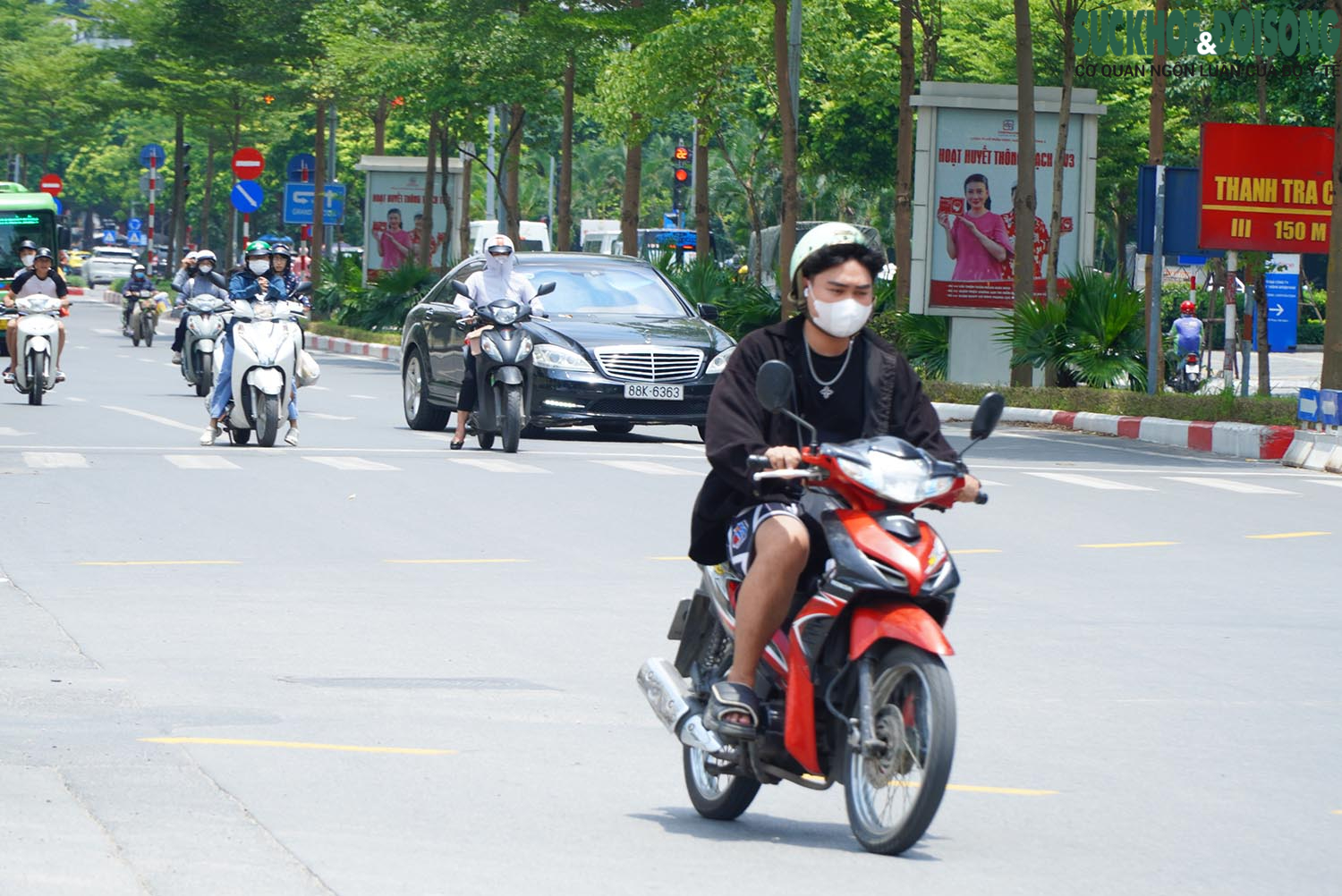 Người dân thi nhau vượt đèn đỏ tại ngã tư thí điểm hệ thống giao thông thông minh- Ảnh 5.