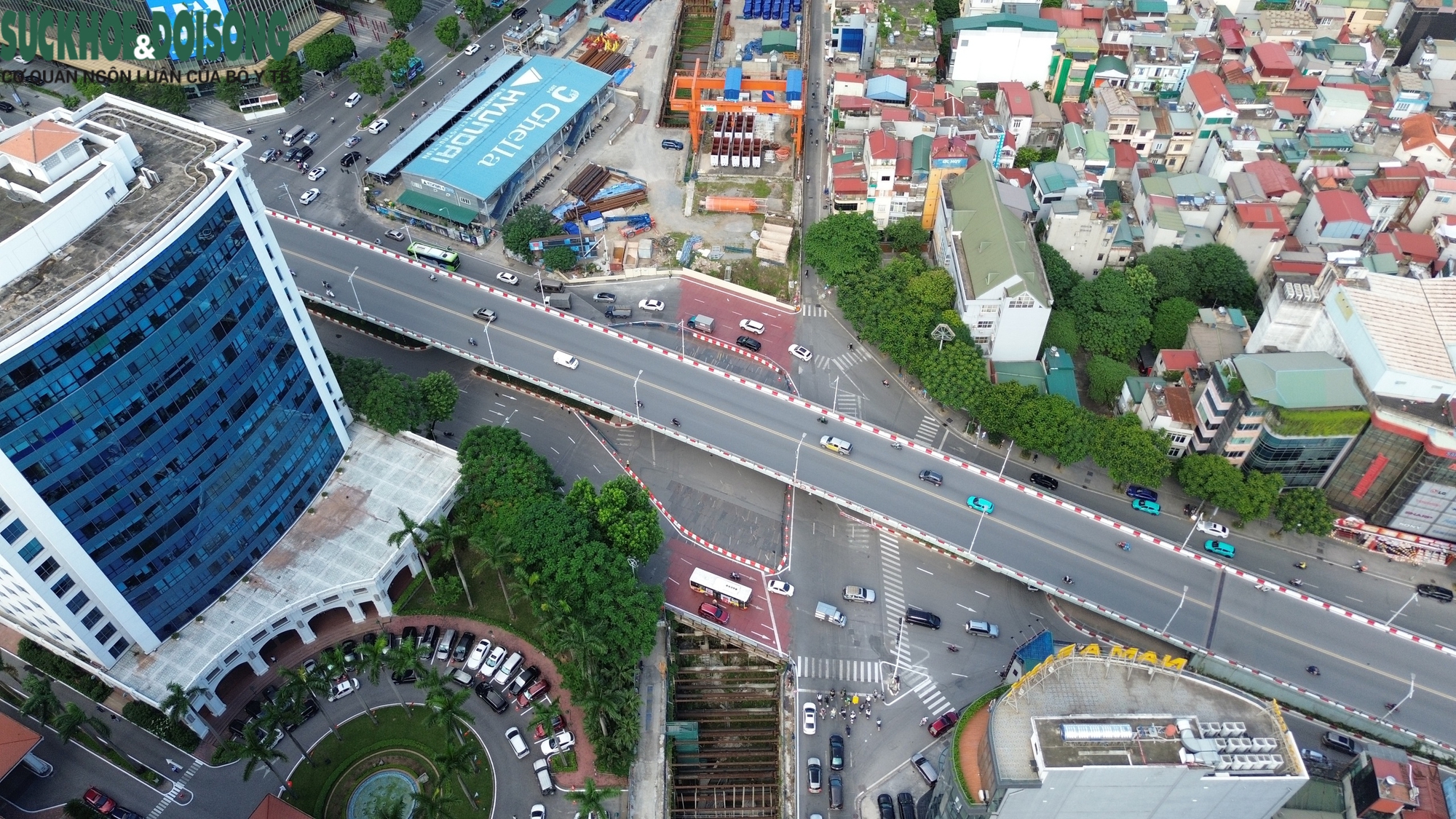 Toàn cảnh khu vực rào chắn ngay trên đoạn ga ngầm tuyến Nhổn - ga Hà Nội- Ảnh 5.