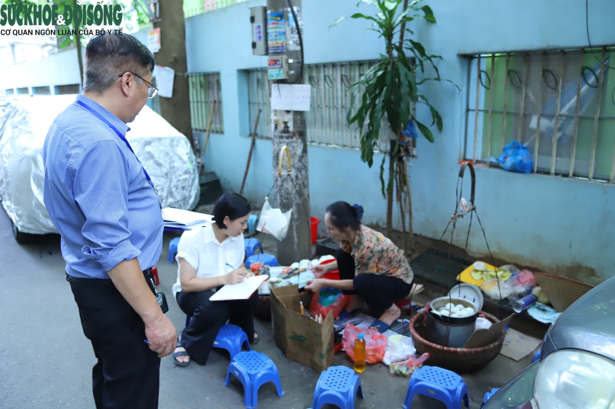 Hà Nội ra quân kiểm tra an toàn thực phẩm trường học- Ảnh 12.