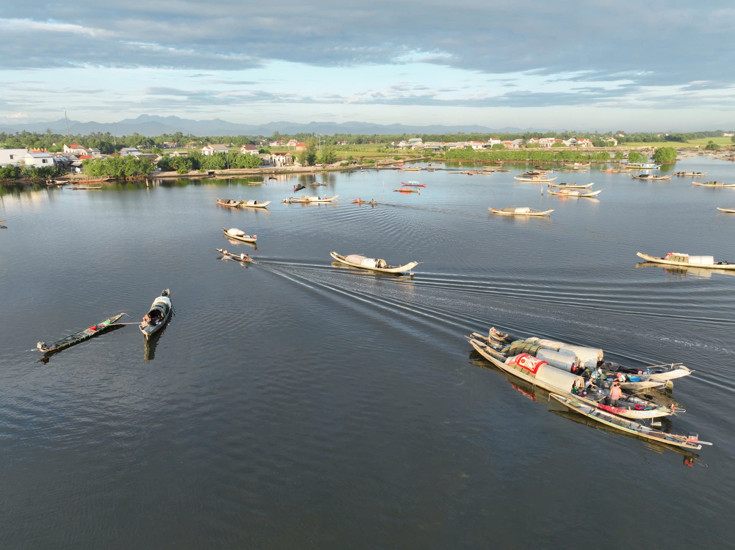 Top điểm đến 'hoà mình vào thiên nhiên' không thể bỏ qua dịp nghỉ lễ 2/9 ở Huế- Ảnh 6.