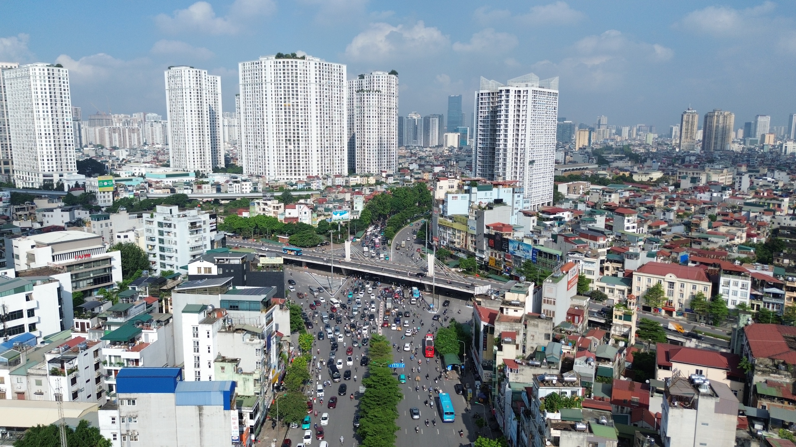 Giao thông Hà Nội 'trên đông, dưới thoáng' trong ngày đầu nghỉ lễ 2/9- Ảnh 10.