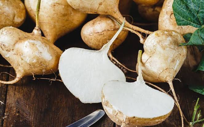 6 lợi ích sức khỏe bất ngờ của củ đậu