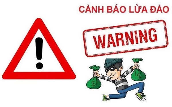 2 cụ bà mất 5,5 tỷ đồng do sập bẫy cuộc gọi giả mạo công an- Ảnh 1.