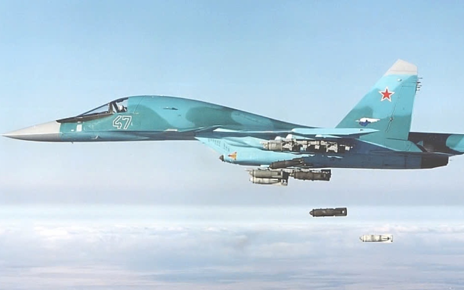 Khoảnh khắc Su-34 tấn công điểm tập trung lính Ukraine bằng bom 3 tấn