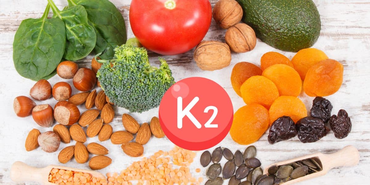 Có cần bổ sung vitamin K2 khi đang uống vitamin D3?- Ảnh 2.