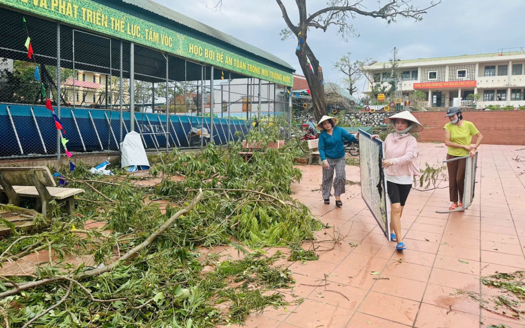 Nhiều trường học ở Quảng Ninh thiệt hại nặng sau bão số 3