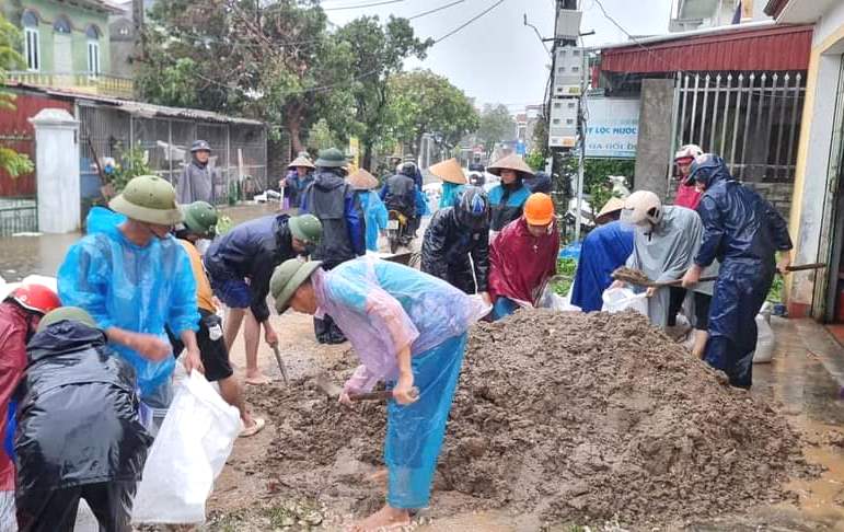 Hải Dương căng mình bảo vệ đê khi nước sông cao báo động- Ảnh 5.