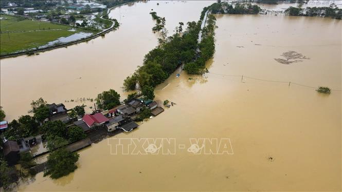 Hà Nội: Nước lũ sông Bùi lên mức báo động 3, vùng Chương Mỹ ngập nặng- Ảnh 1.