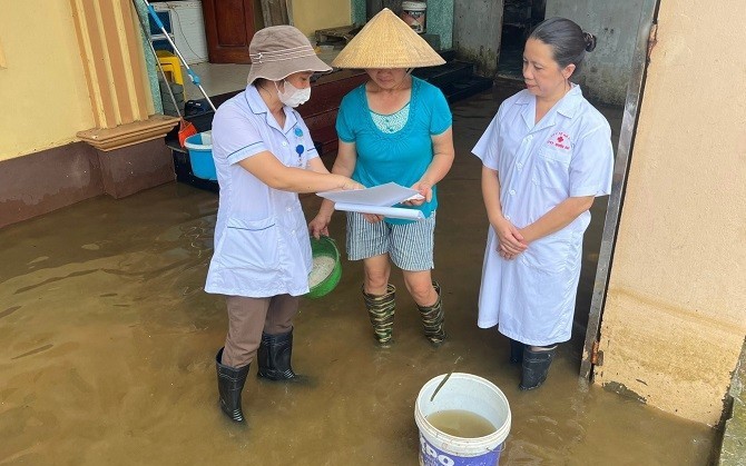 Ba biện pháp đơn giản phòng dịch bệnh mùa mưa lũ