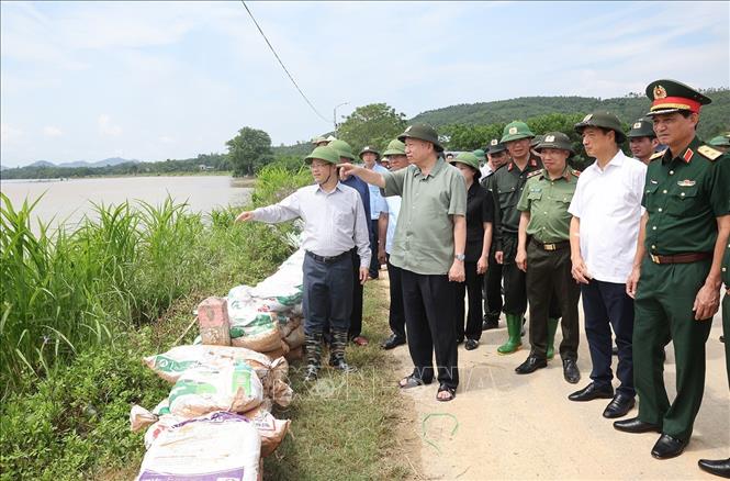 Tổng Bí thư, Chủ tịch nước Tô Lâm kiểm tra công tác phòng, chống lụt bão tại Tuyên Quang- Ảnh 3.