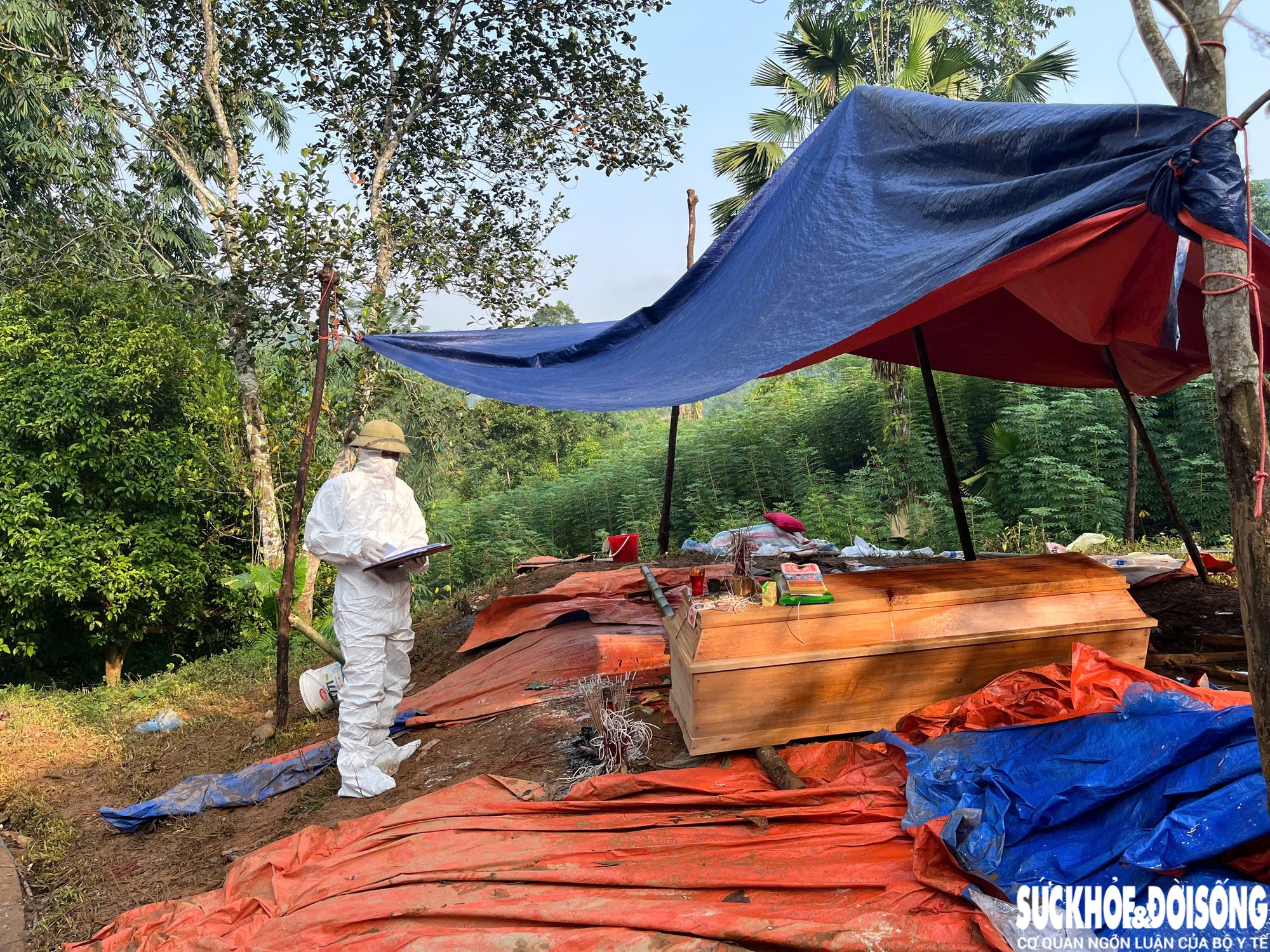 Người dân Làng Nủ: 'Chúng tôi đã cạn nước mắt rồi'- Ảnh 4.