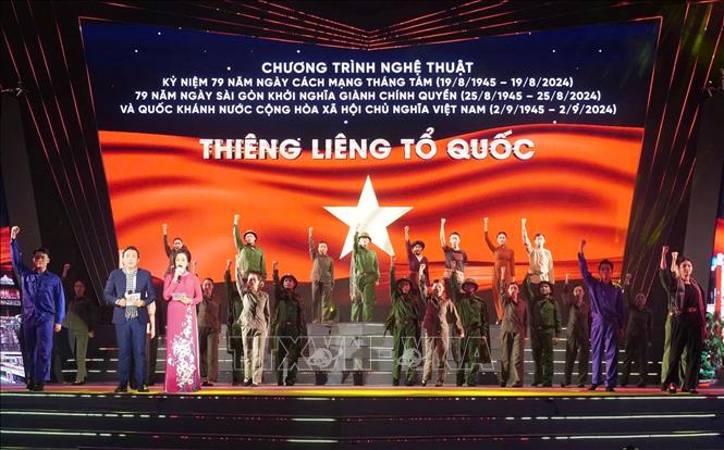 Đặc sắc chương trình nghệ thuật 'Thiêng liêng Tổ quốc'- Ảnh 1.