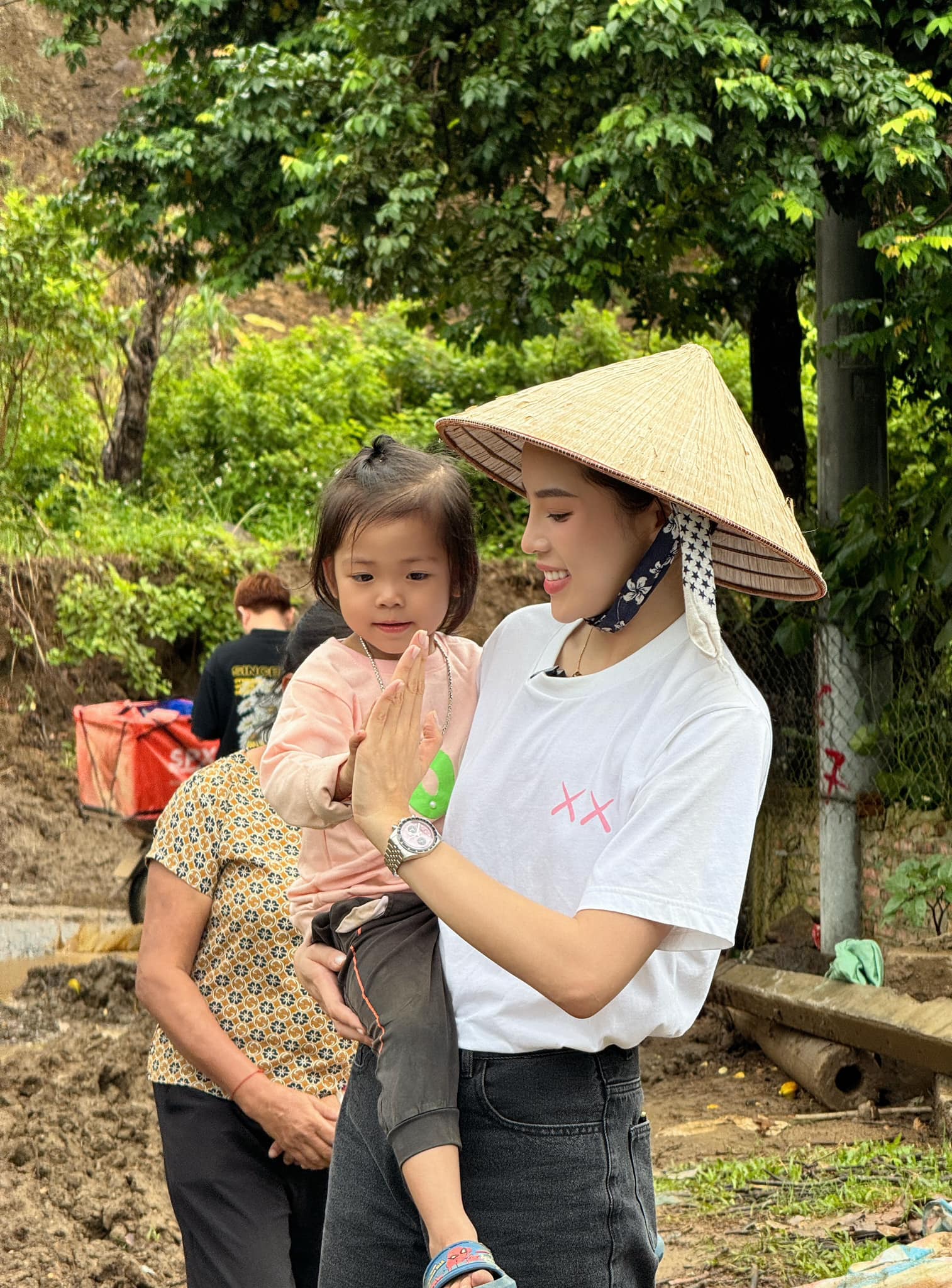 Sao kê 500 triệu đồng, Hoa hậu Kỳ Duyên có chia sẻ gây chú ý- Ảnh 6.