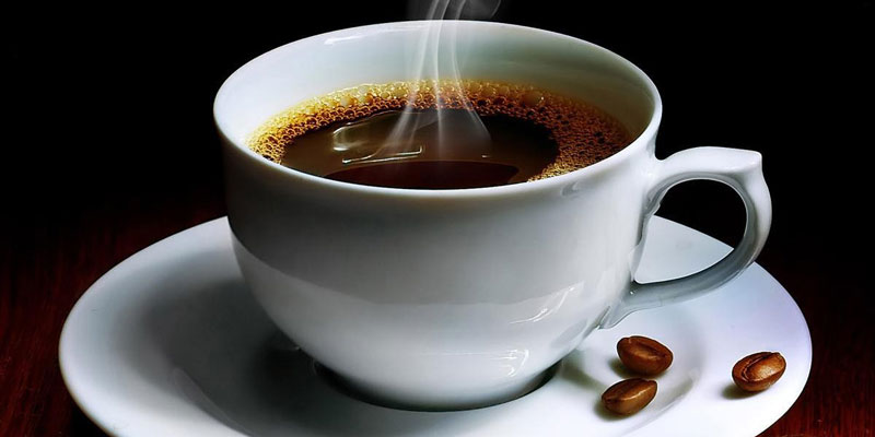 Hàm lượng caffeine trong trà xanh và cà phê, loại nào cao hơn?