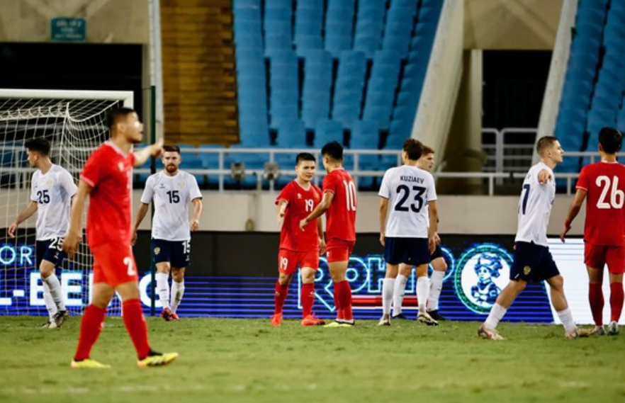 LPBank Cup 2024: Đội tuyển Việt Nam thất thủ 0 - 3 trước tuyển Nga- Ảnh 1.