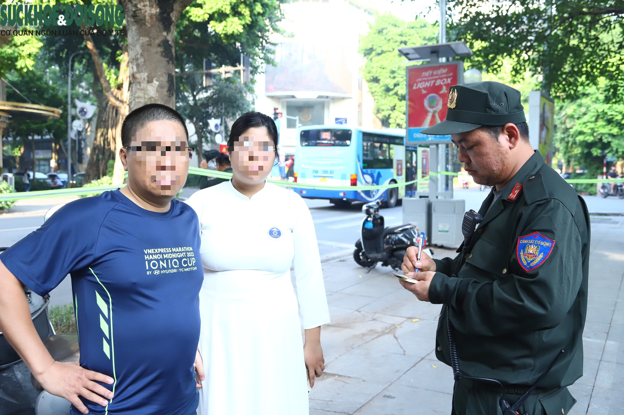 Công an Hà Nội ra quân bảo đảm an toàn giao thông ngày khai giảng- Ảnh 10.