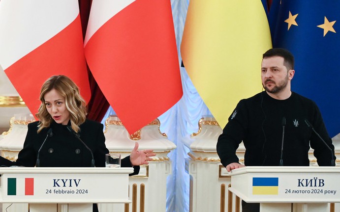 Ukraine nhờ Italy gây áp lực để Mỹ cung cấp thêm tên lửa Patriot
