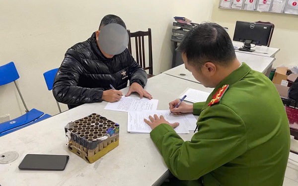 Phạt 7,5 triệu đồng người đốt pháo nổ trái phép