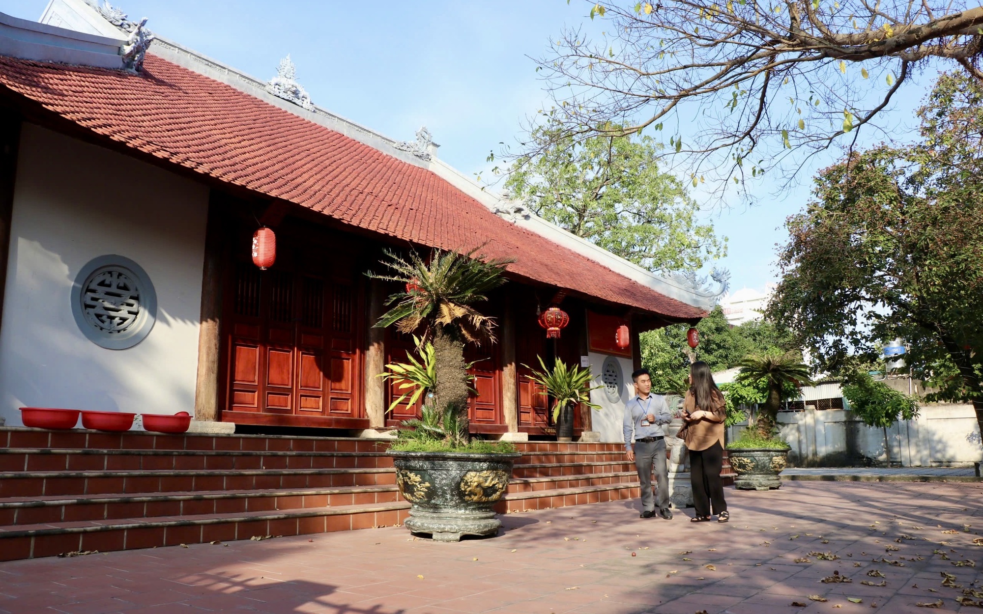 Những bí ẩn trong ngôi đền linh thiêng tồn tại hàng trăm năm ở xứ Nghệ- Ảnh 11.