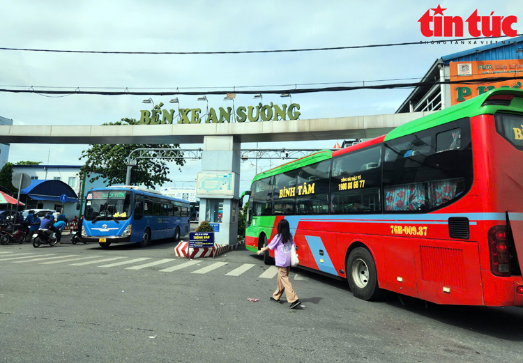 TP Hồ Chí Minh: ‘Cháy’ vé xe khách về miền Trung, Tây Nguyên và miền Tây- Ảnh 3.