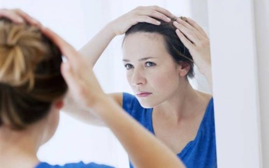 Mách bạn 7 cách tự nhiên giúp cân bằng nội tiết tố hiệu quả- Ảnh 2. Mất cân bằng nội tiết tố nữ có kiểm soát được không?