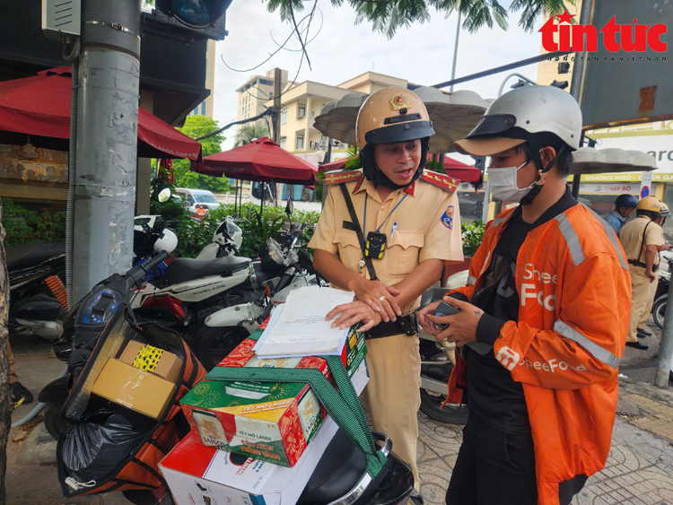 TP Hồ Chí Minh: Hơn 3.500 trường hợp vi phạm giao thông trong 5 ngày nghỉ Tết