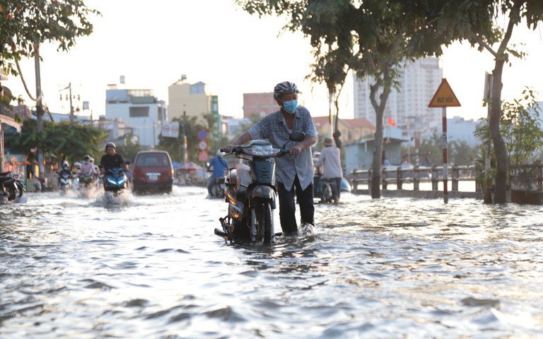 Nam Bộ bước vào đợt triều cường, nhiều khu vực có nguy cơ ngập úng