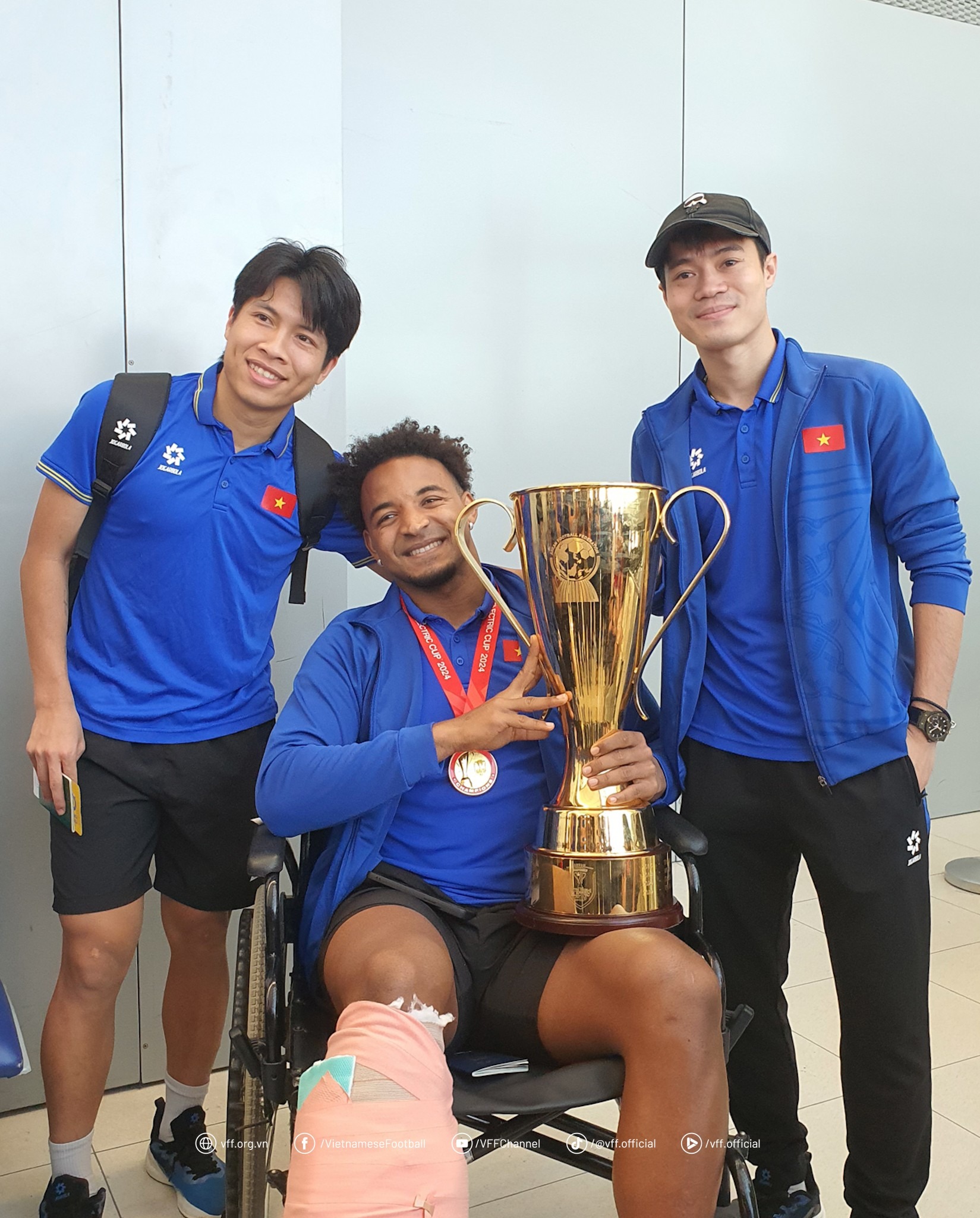 Truyền thông Brazil phản ứng khi Xuân Son vô địch AFF cùng ĐTVN 2 Sức khỏe của Xuân Son hiện ra sao?