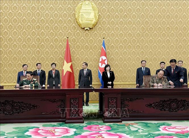 Lễ ký kết các văn kiện hợp tác song phương Việt Nam – Triều Tiên- Ảnh 3. Lễ ký kết các văn kiện hợp tác song phương Việt Nam – Triều Tiên- Ảnh 3.