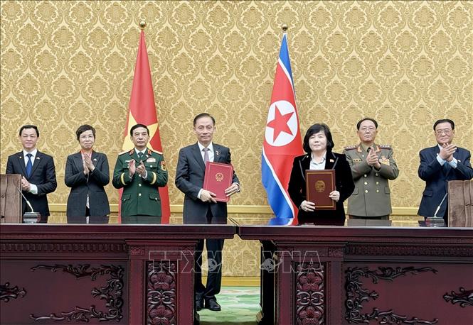 Lễ ký kết các văn kiện hợp tác song phương Việt Nam – Triều Tiên- Ảnh 2. Lễ ký kết các văn kiện hợp tác song phương Việt Nam – Triều Tiên- Ảnh 2.