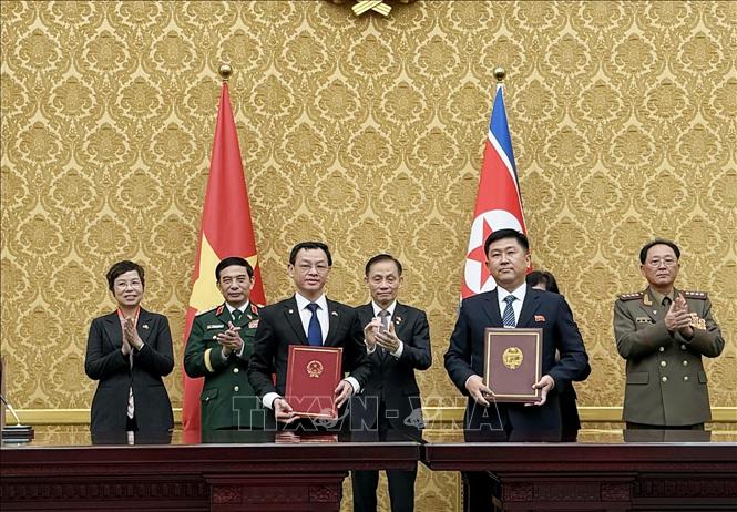 Lễ ký kết các văn kiện hợp tác song phương Việt Nam – Triều Tiên- Ảnh 6. Lễ ký kết các văn kiện hợp tác song phương Việt Nam – Triều Tiên- Ảnh 6.