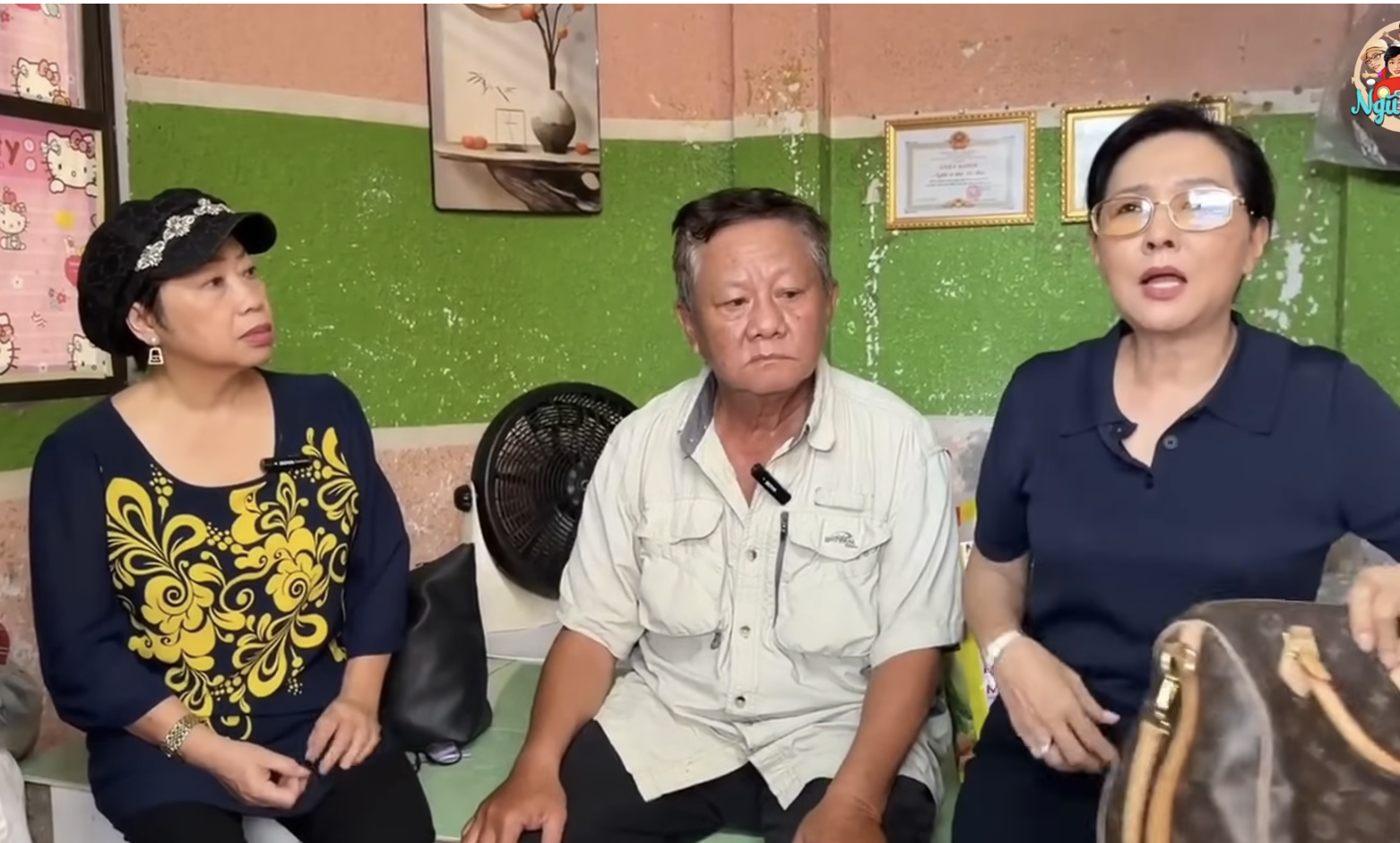 Một nghệ sĩ hài miền Nam tuổi xế chiều sống tạm ở nhà kho, không show, gặp khó khăn về sức khỏe- Ảnh 3.