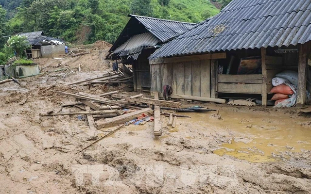 Lợi dụng mưa lũ để trộm cắp: Tình tiết tăng nặng trách nhiệm hình sự 