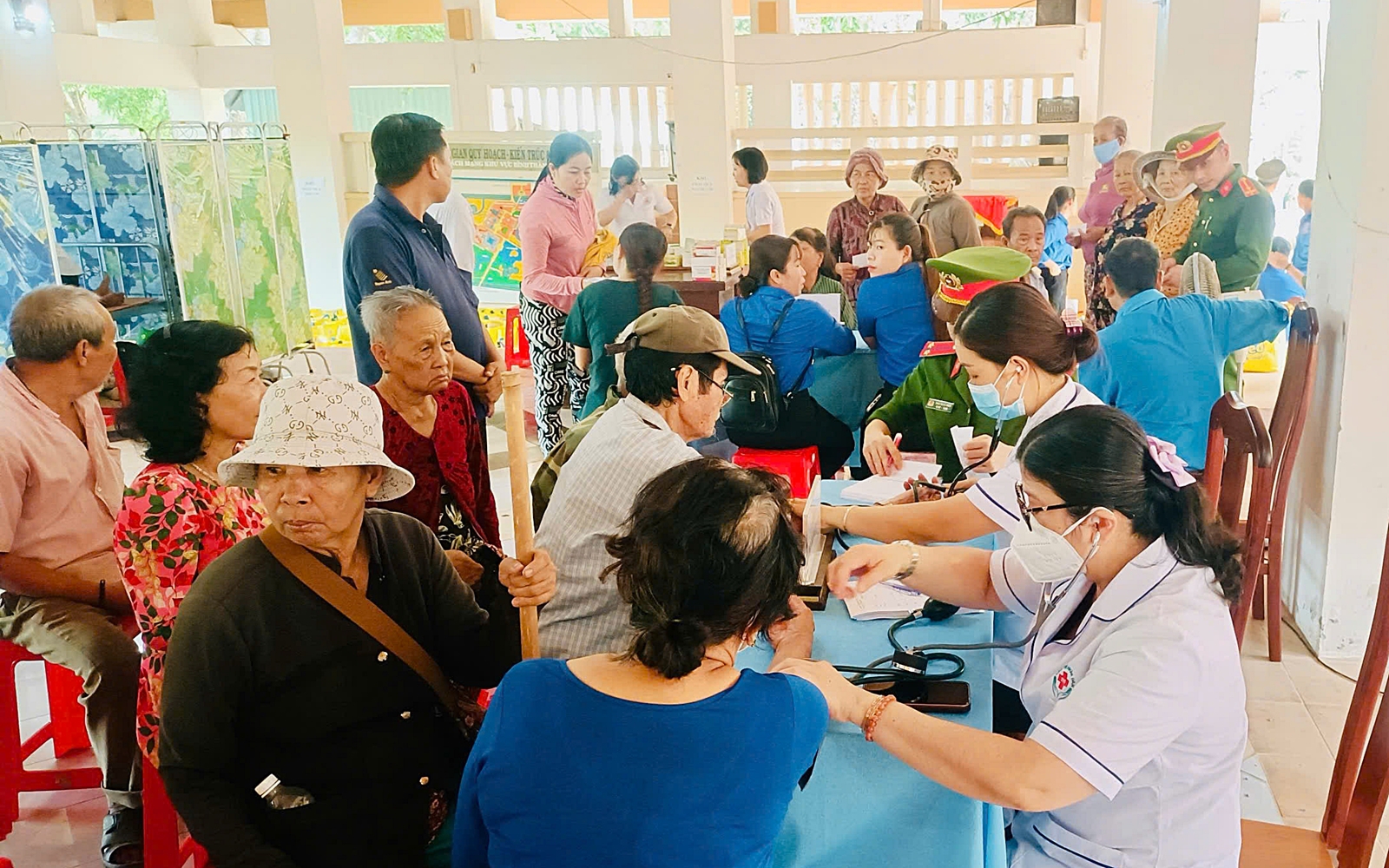 Giám đốc Sở Y tế TPHCM kiến nghị hỗ trợ tài chính cho đào tạo bác sĩ nội trú- Ảnh 2.