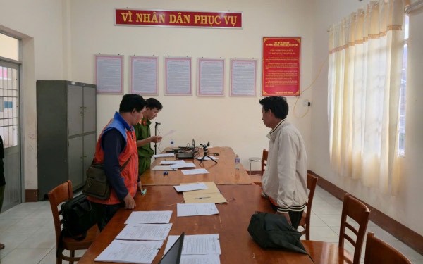 Bất ngờ có nhiều đất, nữ kế toán lộ chiêu 'rút ruột' cùng lúc 2 công ty- Ảnh 2.