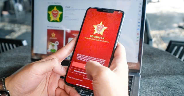 Không yêu cầu công dân xuất trình giấy tờ đã tích hợp trên VNeID- Ảnh 1. Không yêu cầu công dân xuất trình giấy tờ đã tích hợp trên VNeID- Ảnh 1.