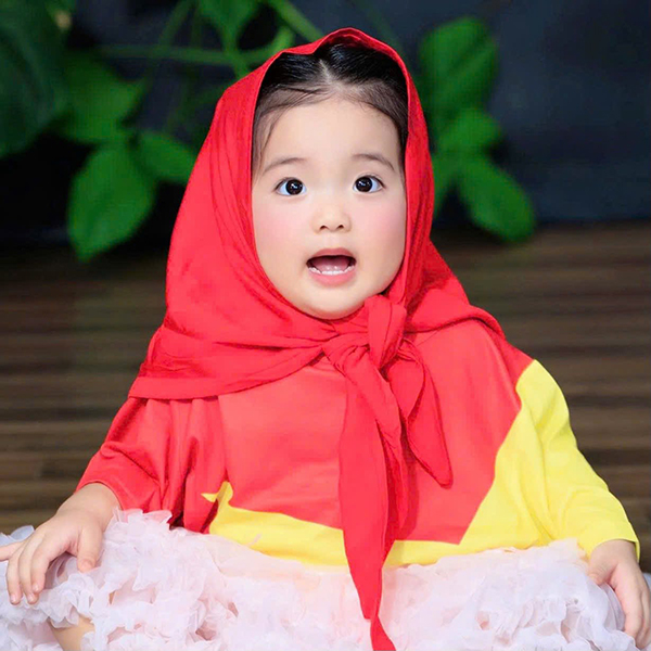 Lisa - con gái út nhà Khánh Thi - Phan Hiển thừa hưởng gen tài năng của bố mẹ- Ảnh 9. Lisa - con gái út nhà Khánh Thi - Phan Hiển thừa hưởng gen tài năng của bố mẹ- Ảnh 9.