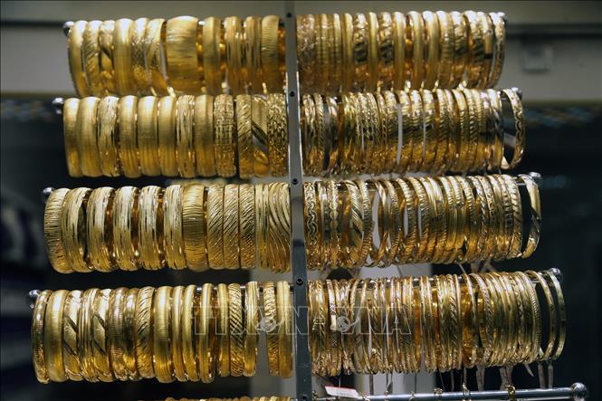 Giá vàng thế giới chinh phục thành công mốc 4.100 USD/ounce- Ảnh 1. Giá vàng thế giới chinh phục thành công mốc 4.100 USD/ounce- Ảnh 1.