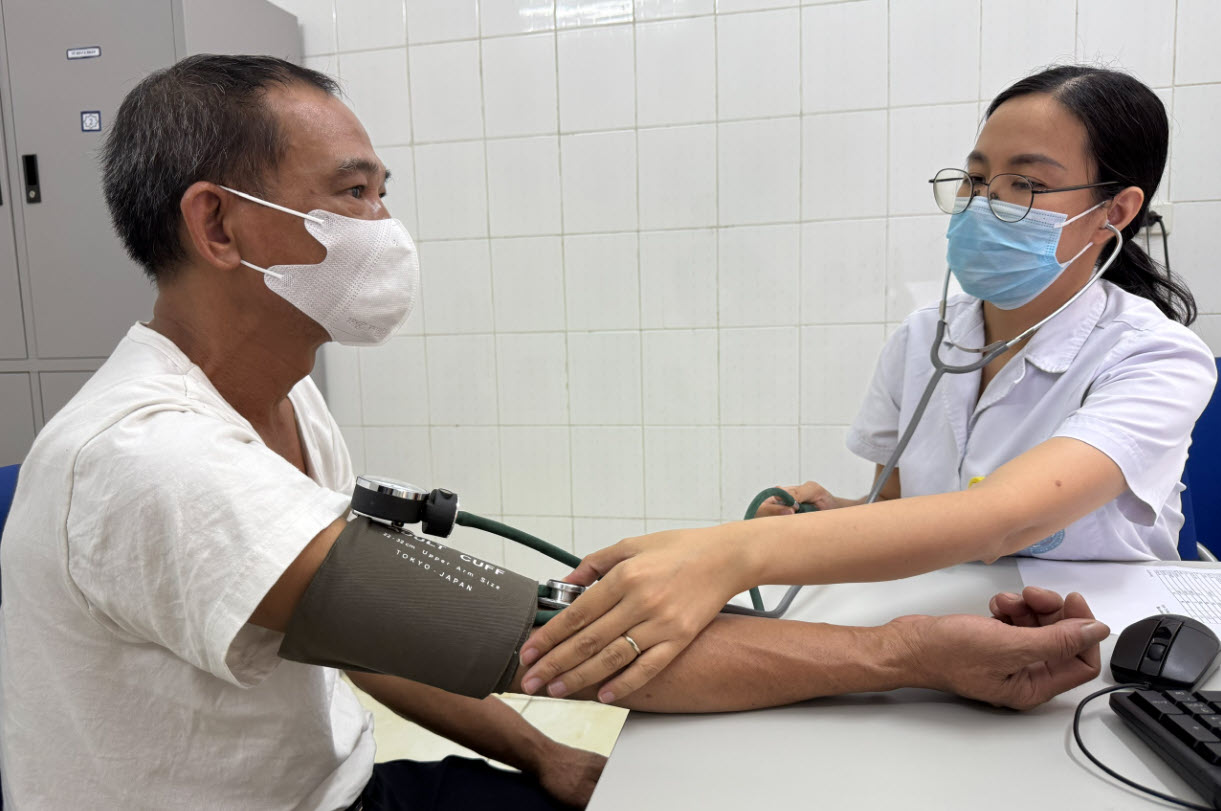 Chiều nay, Bộ Y tế tổ chức Hội nghị toàn quốc tổng kết nhiệm kỳ 2021-2025 và định hướng tầm nhìn đến 2030- Ảnh 1. Chiều nay, Bộ Y tế tổ chức Hội nghị toàn quốc tổng kết nhiệm kỳ 2021-2025 và định hướng tầm nhìn đến 2030- Ảnh 1.