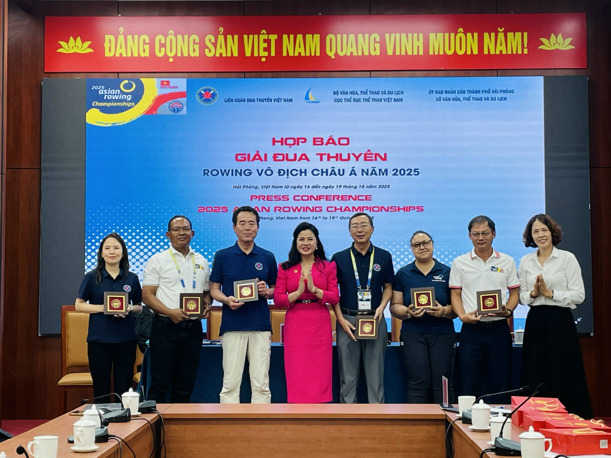 Lần đầu tiên Hải Phòng đăng cai Giải Đua thuyền Rowing vô địch châu Á 2025- Ảnh 3. Lần đầu tiên Hải Phòng đăng cai Giải Đua thuyền Rowing vô địch châu Á 2025- Ảnh 3.