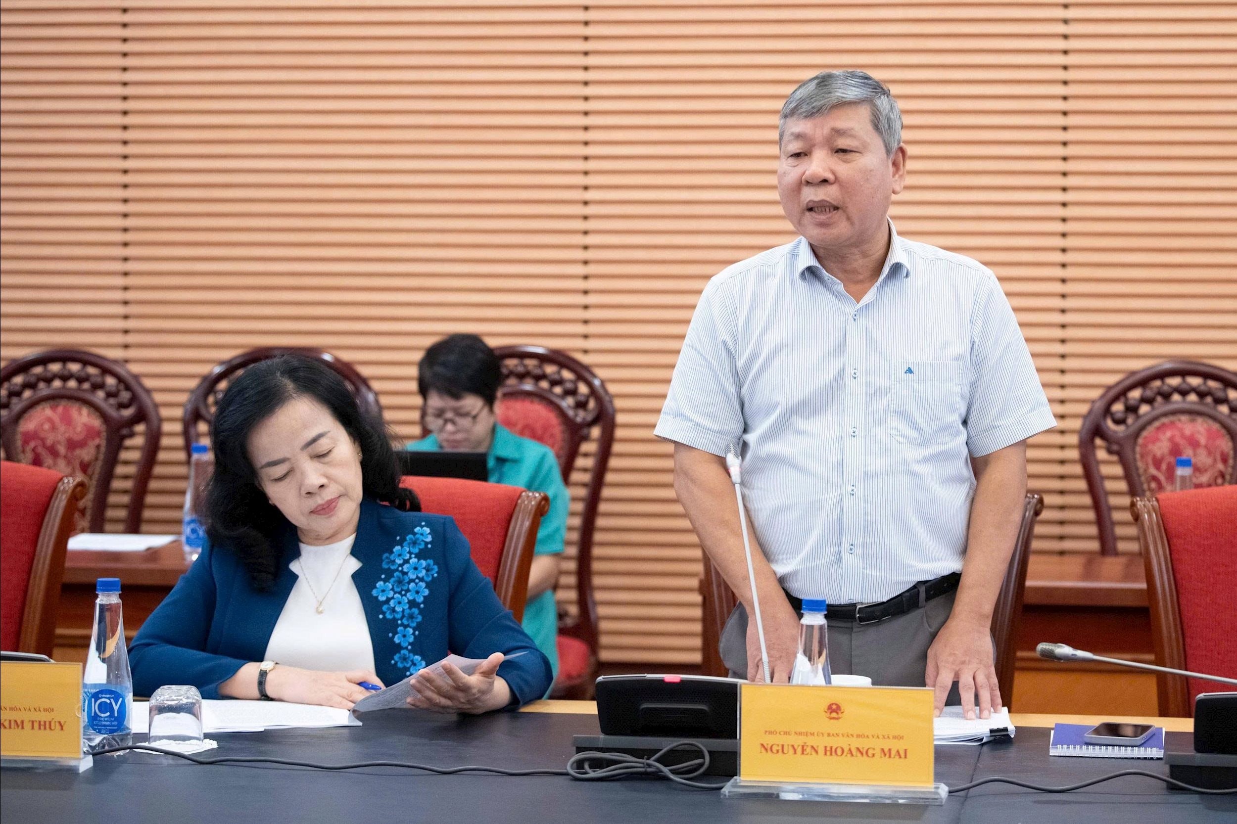 Thường trực Ủy ban Văn hóa và Xã hội làm việc với Bộ Y tế- Ảnh 1. Thường trực Ủy ban Văn hóa và Xã hội làm việc với Bộ Y tế- Ảnh 1.