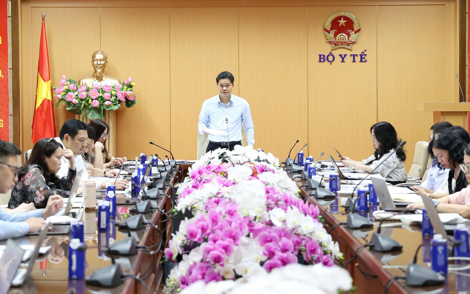 Thứ trưởng Thường trực Vũ Mạnh Hà: Tạo đột phá xây dựng thể chế chính sách, thúc đẩy y học cổ truyền phát triển vững mạnh- Ảnh 7.