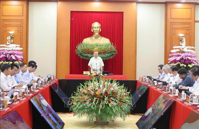 Tổng Bí thư Tô Lâm chủ trì Phiên họp về phát triển khoa học, công nghệ, đổi mới sáng tạo và chuyển đổi số- Ảnh 3. Tổng Bí thư Tô Lâm chủ trì Phiên họp về phát triển khoa học, công nghệ, đổi mới sáng tạo và chuyển đổi số- Ảnh 3.