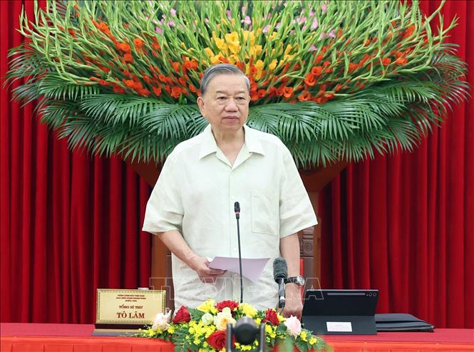 Tổng Bí thư Tô Lâm chủ trì Phiên họp về phát triển khoa học, công nghệ, đổi mới sáng tạo và chuyển đổi số- Ảnh 4. Tổng Bí thư Tô Lâm chủ trì Phiên họp về phát triển khoa học, công nghệ, đổi mới sáng tạo và chuyển đổi số- Ảnh 4.